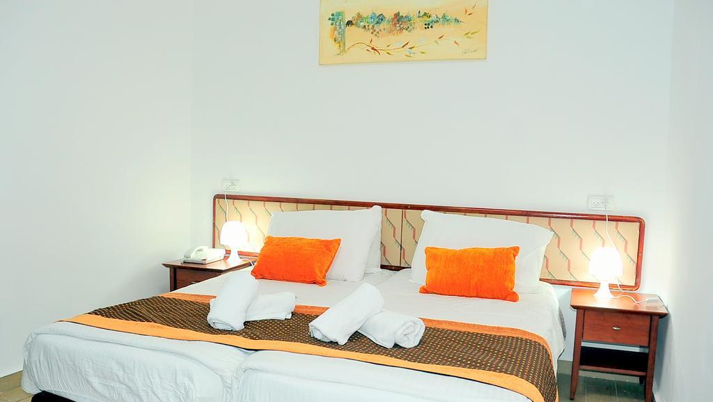 Glatt Eden Hotel 티베리아 외부 사진