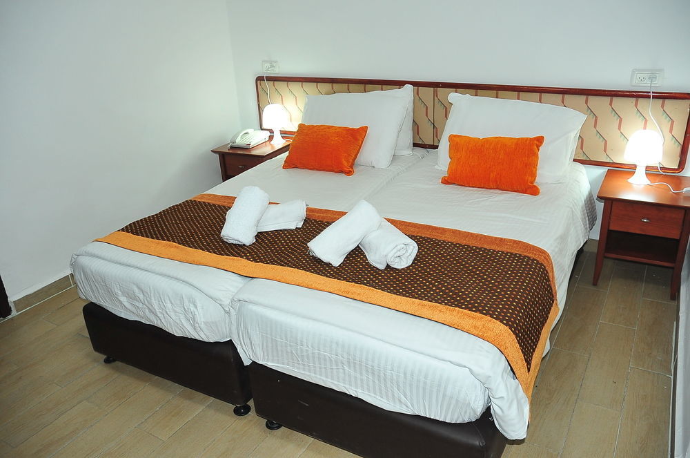 Glatt Eden Hotel 티베리아 외부 사진